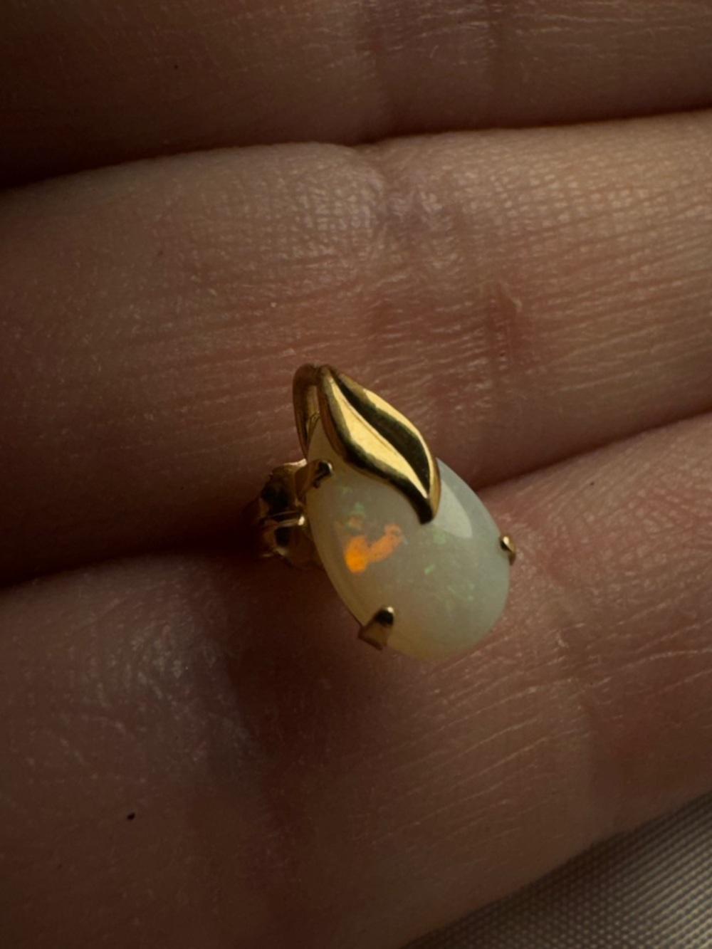 Solid 10k gold genuine opal earring (single )